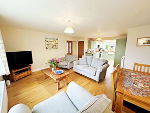 Lounge- click for photo gallery